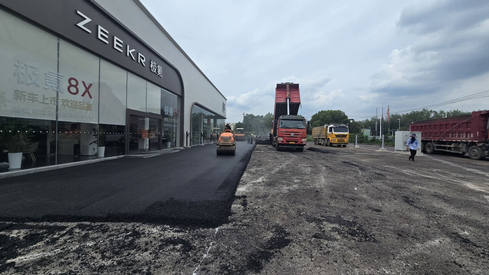 六合区重载道路沥青施工实拍